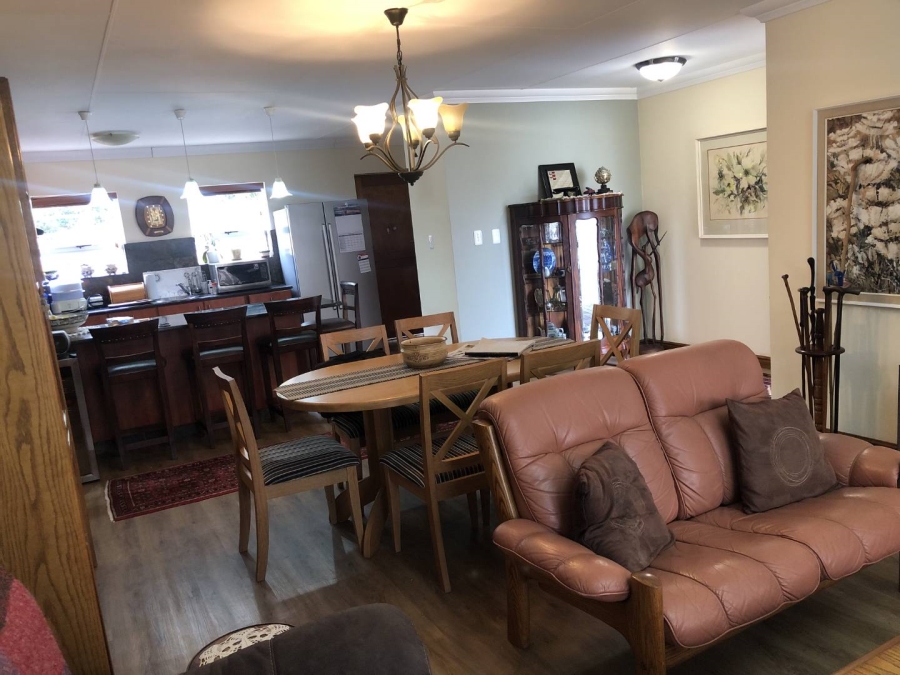 To Let 2 Bedroom Property for Rent in Reebok Western Cape